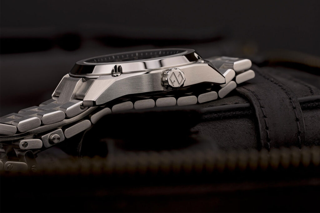 Formex Essence 41 mm