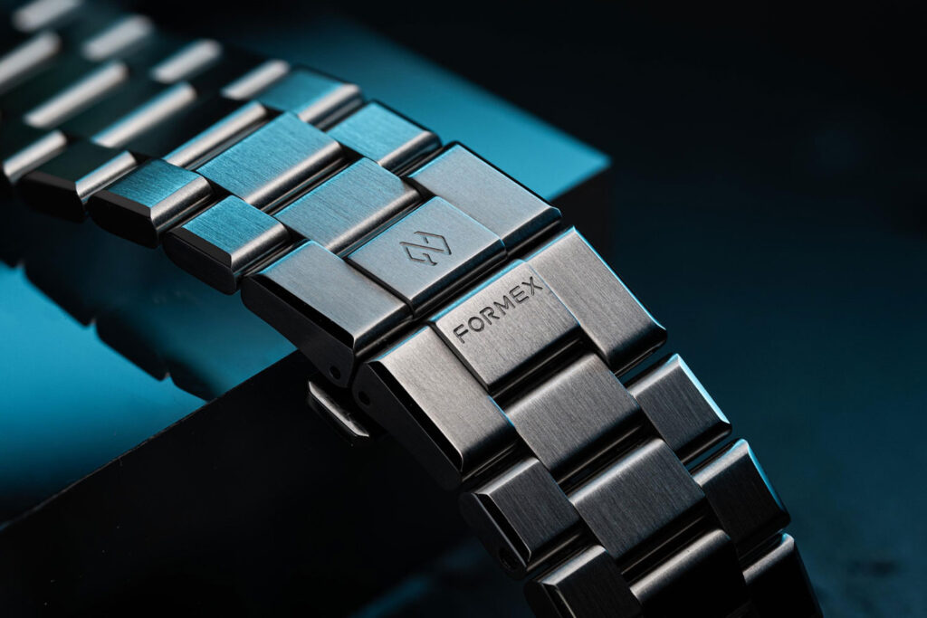 Formex Essence 41 mm