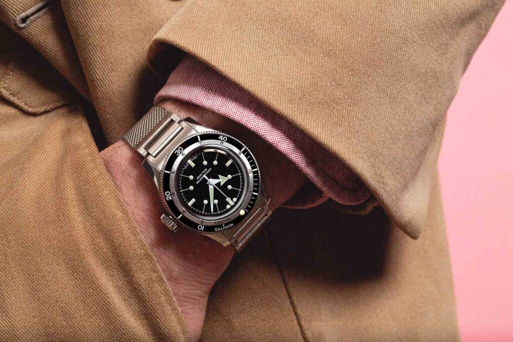 Diving chronometer 5303 from Serica