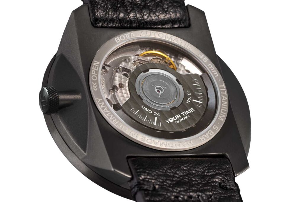 UNO 24 Your Time von Botta Design mit Werk von Sellita