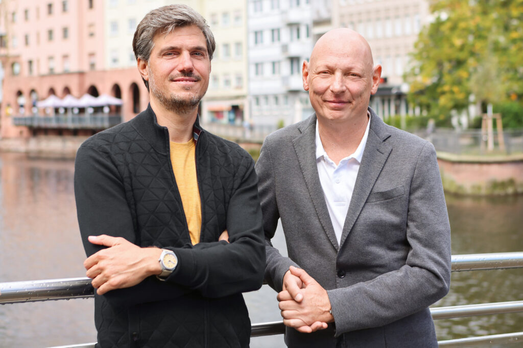 Uwe Rücker (Laco) and Cornelius Huber (Circula) look into the camera