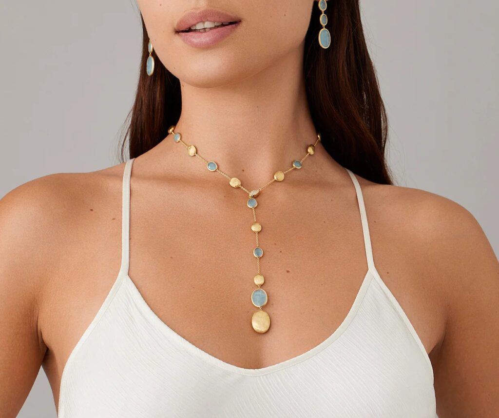 Marco Bicego Seviglia Collier und Ohrringe mit Milky Aquamarin.