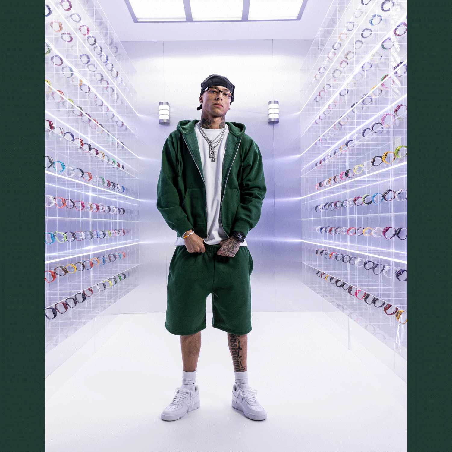 Rapper Central Cee öffnet G-SHOCK-Tresor mit über 300 besonderen Uhren ...