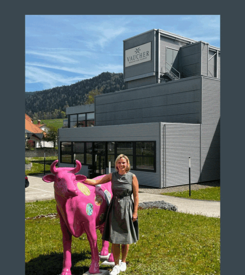 Antje Heepmann beim Besuch der Manufacture Fleurier