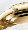 Rolex Golduhr von der Seite