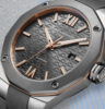 Großaufnahme Zifferblatt einer Armbanduhr aus der Kollektion Riviera von Baume & Mercier