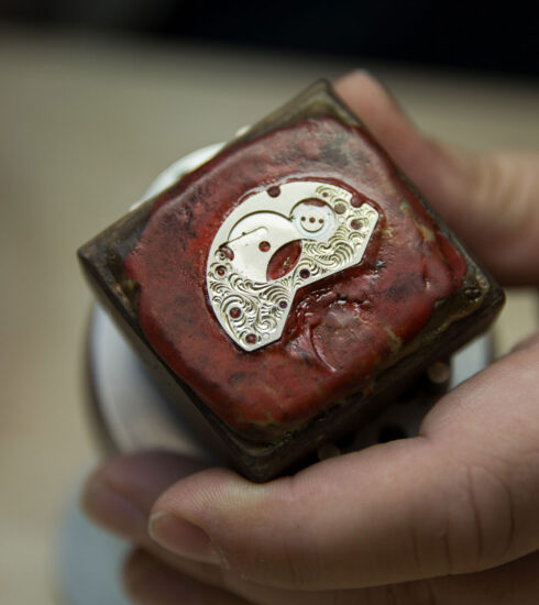 Hand-engraved clockwork plate by Alexander Shorokhoff