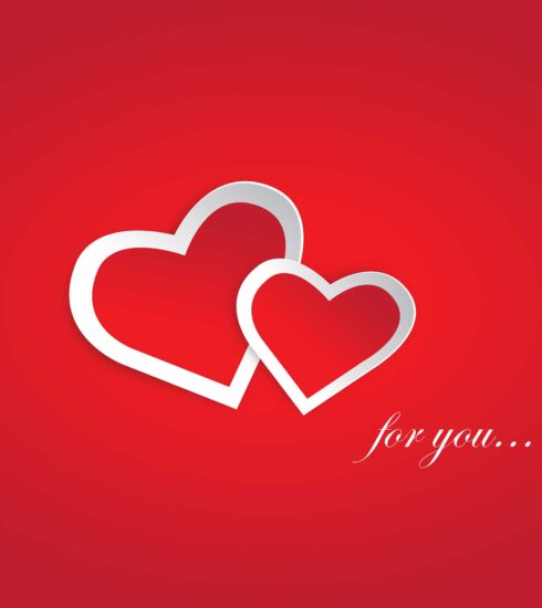 Zwei Herzen und der Schriftzug For You