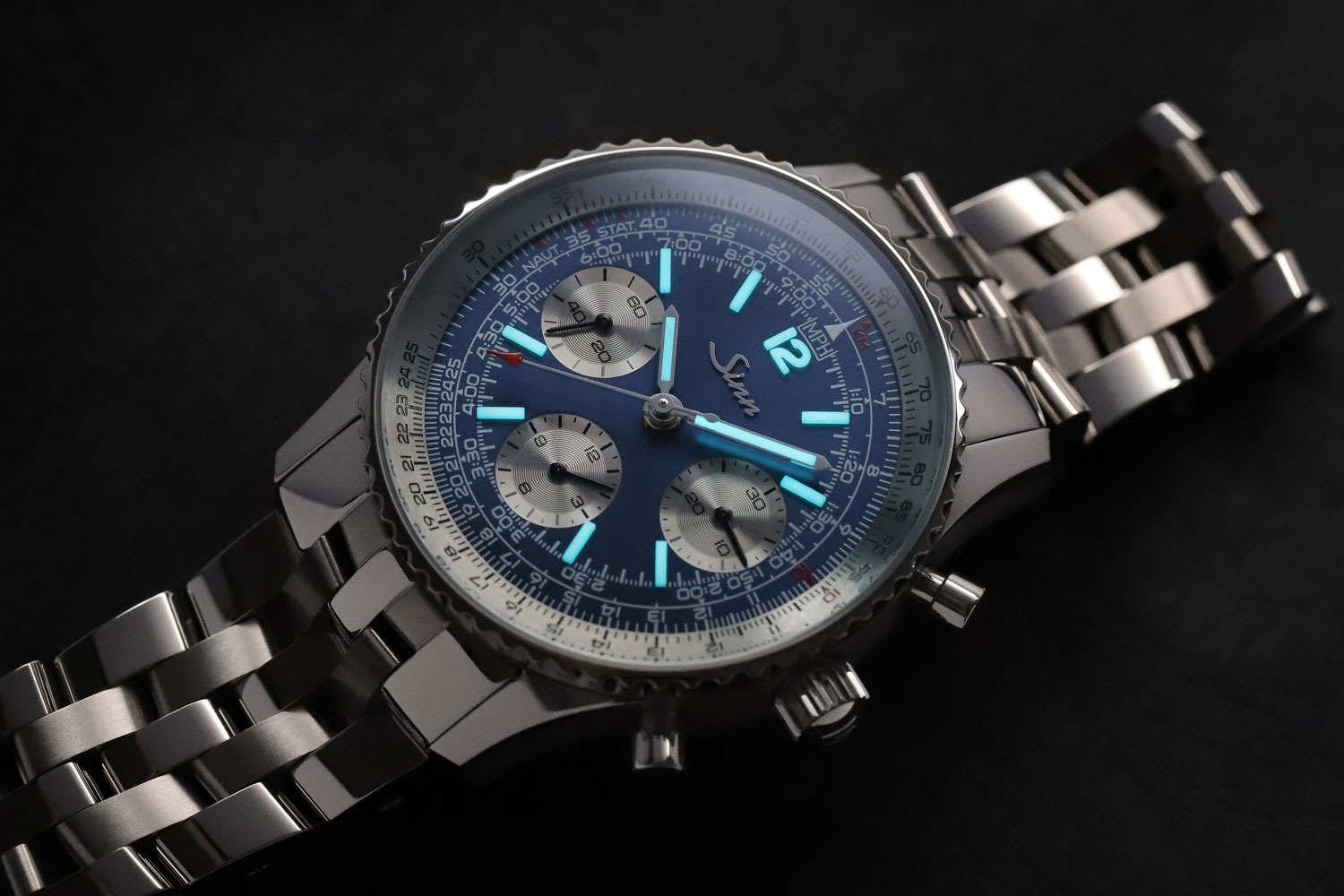 Nachleuchtende Modell 903 Ti II Jubiläum von SINN