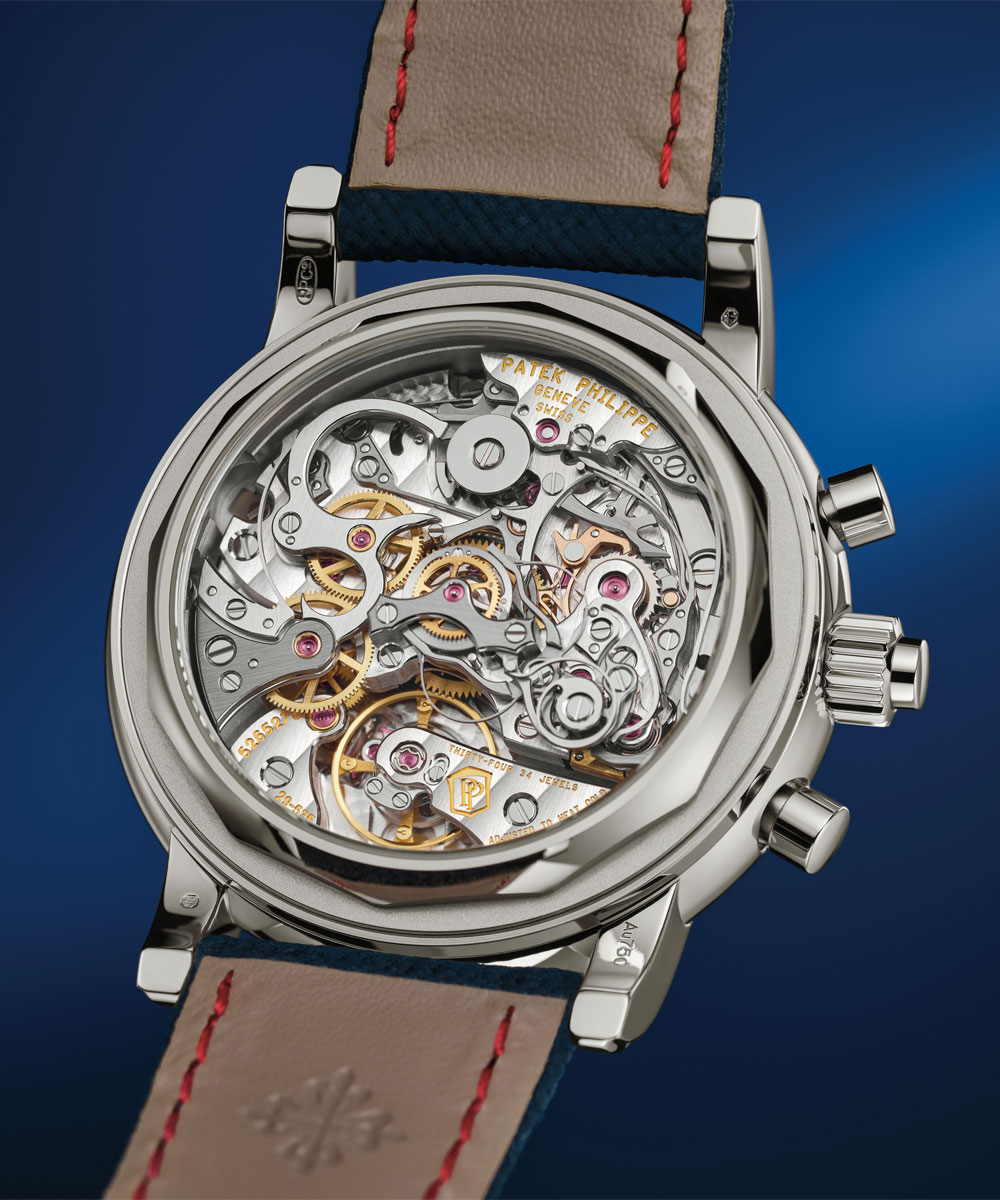 Caliber CHR 29-535 in the Patek Philippe 5204G-010
