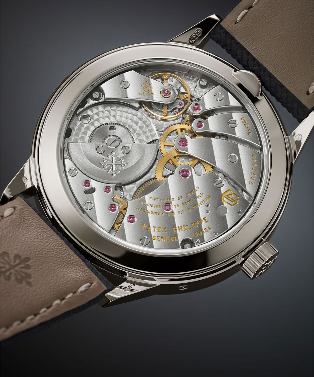 Caliber 31-260 PS QL in the Patek Philippe 5236P-011