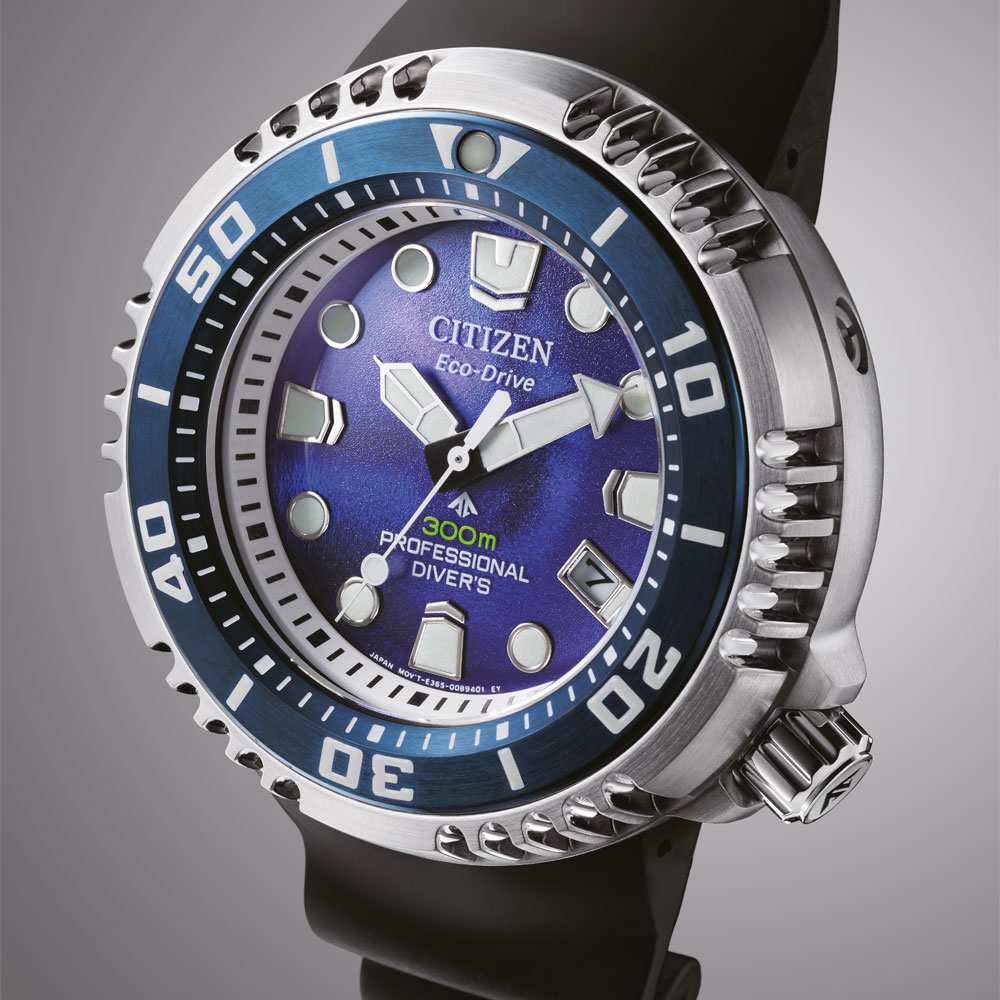Uhr von Citizen mir Eco-Drive-Antrieb und Zifferblatt mit Strukturfarbe