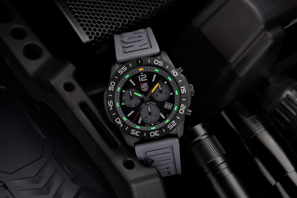 Pacific Diver Chronograph 3140 in Grau von Luminox