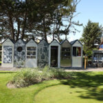 Pop-up von Longines auf Sylt mit Holzhäuschen,