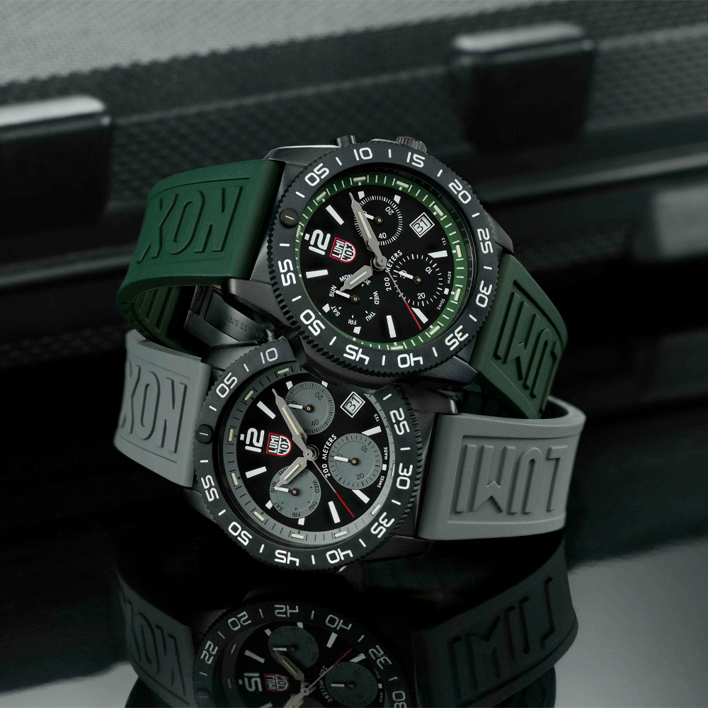 Zwei Modelle des Luminox Pacific Diver Chronoraph 3140