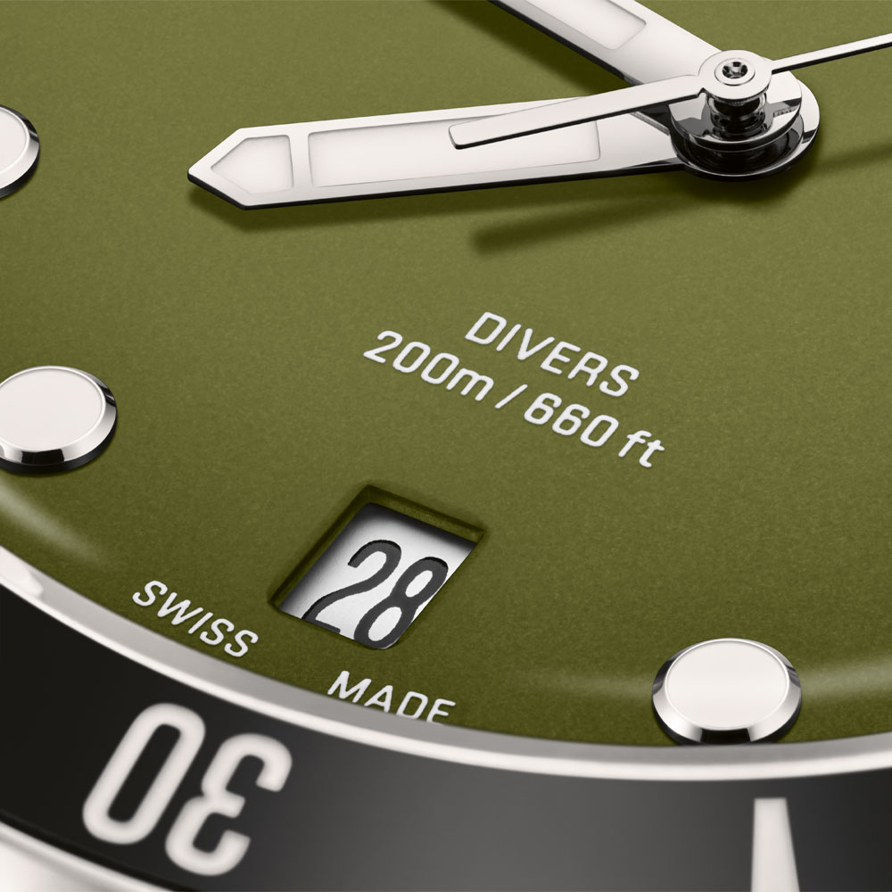 Oris Divers Date, Zifferblattausschnitt