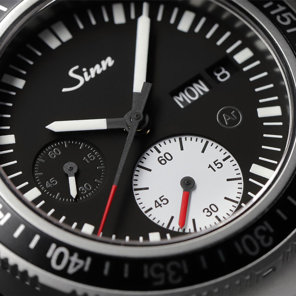 Sinn 613 ST Taucherchronograph, Nahaufnahme Zifferblatt
