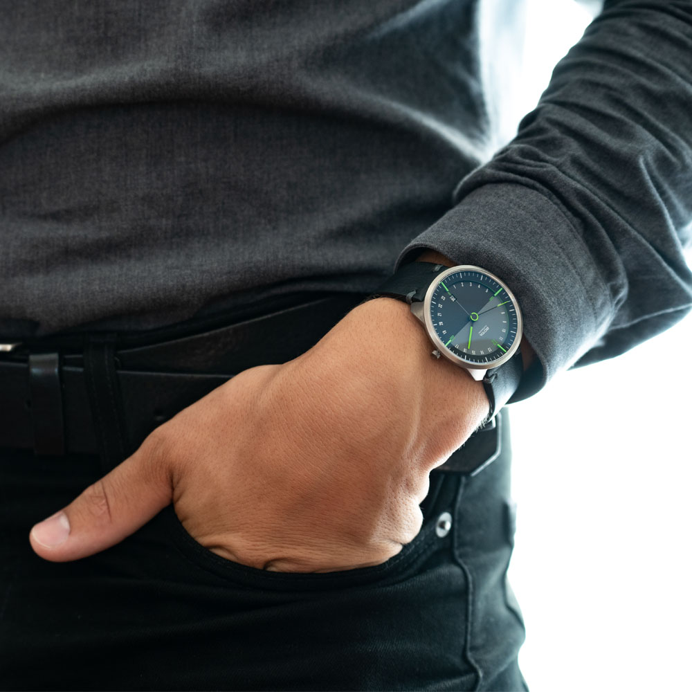 Tres von Botta Design mit 24-Stundenanzeige