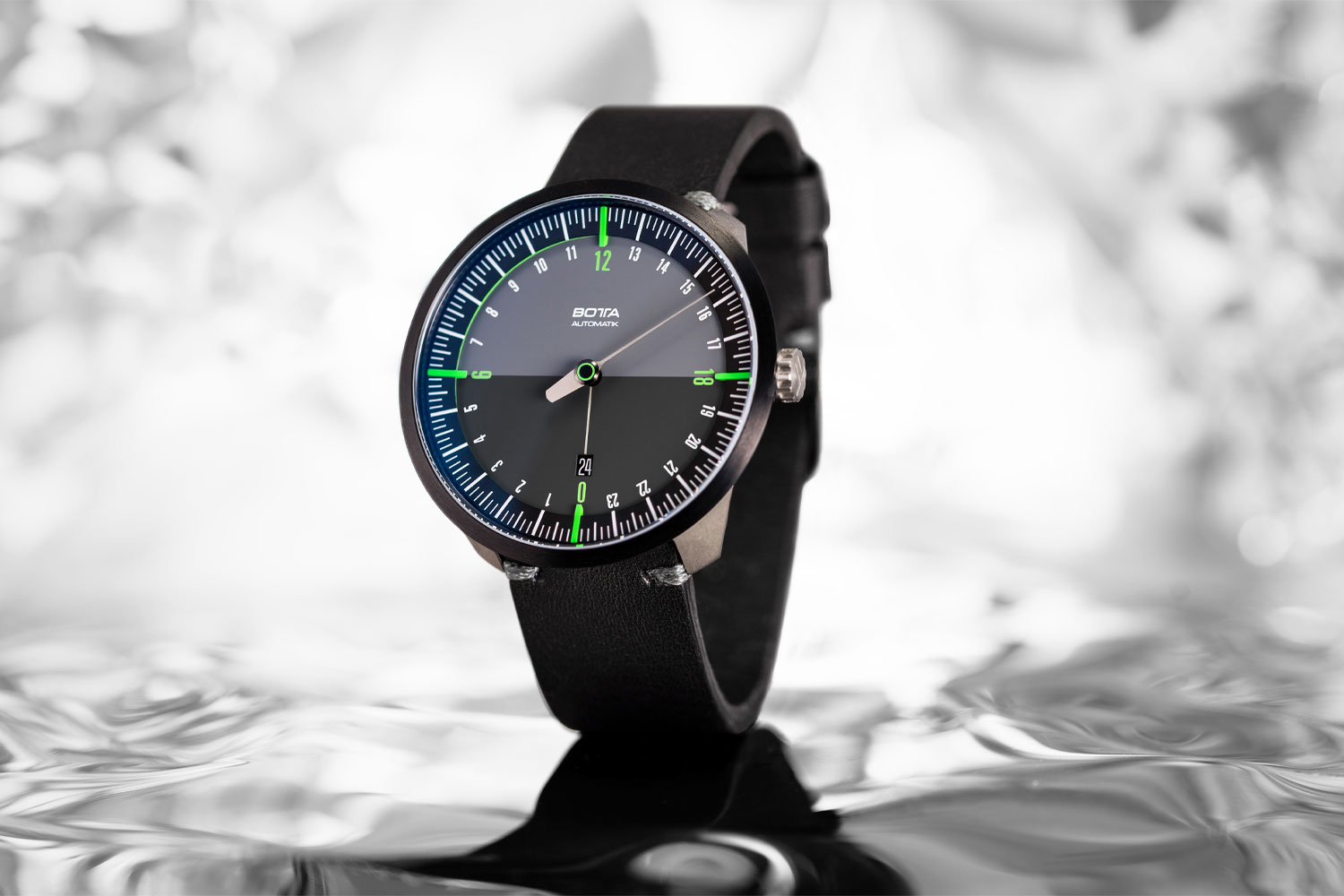 UNO von Botta Design mit 24-Stunden-Anzeige