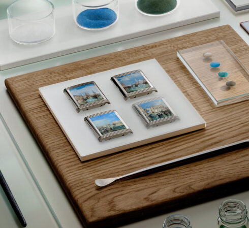 Vier Jaeger-LeCoultre Reverso Tribute Enamel Turner Modelle