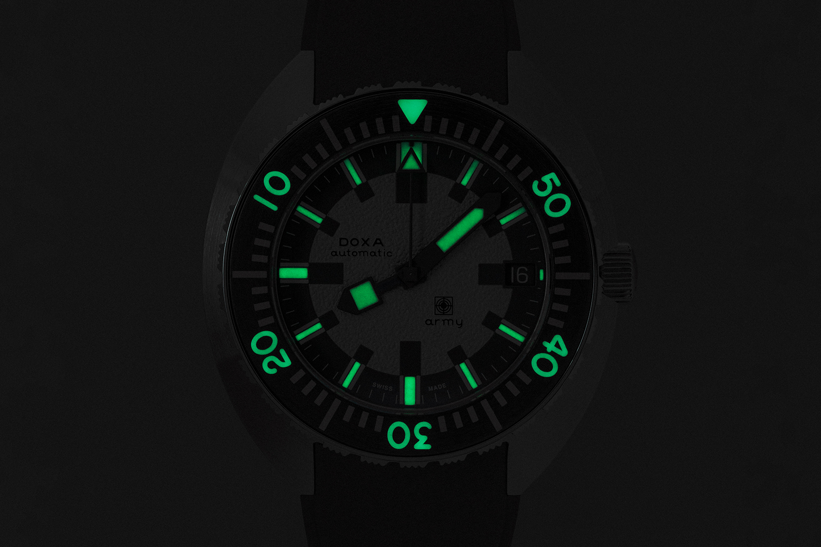 Luminous hour markers and hands on the DOXA SUB Army 200T for Hodinkee