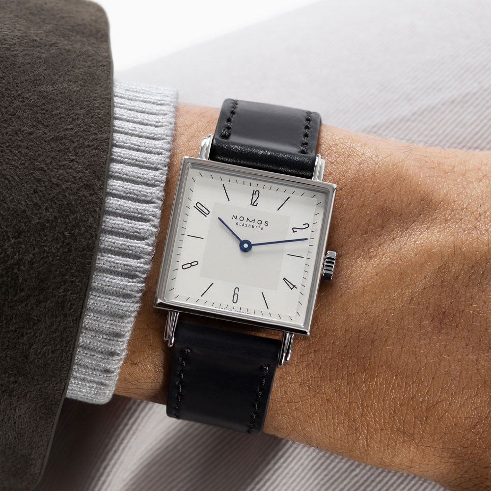 Nomos Glashütte: Tetra 27 Duo
