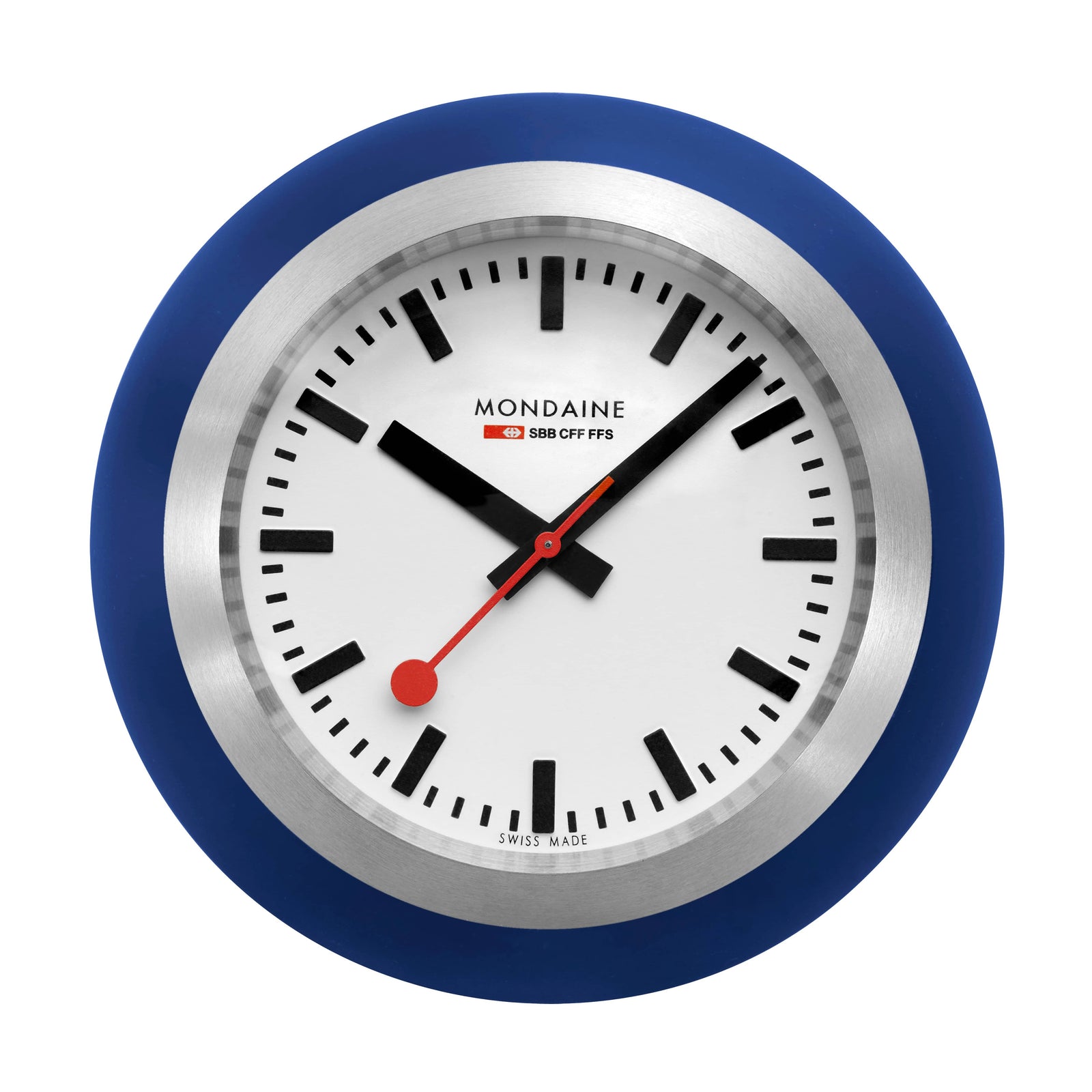 Mondaine Globe Clock in Blau aus seitlicher Perspektive