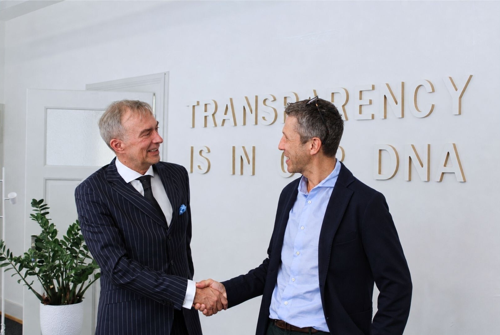 Frank Müller und Haelixa CEO Patrick Strumpf