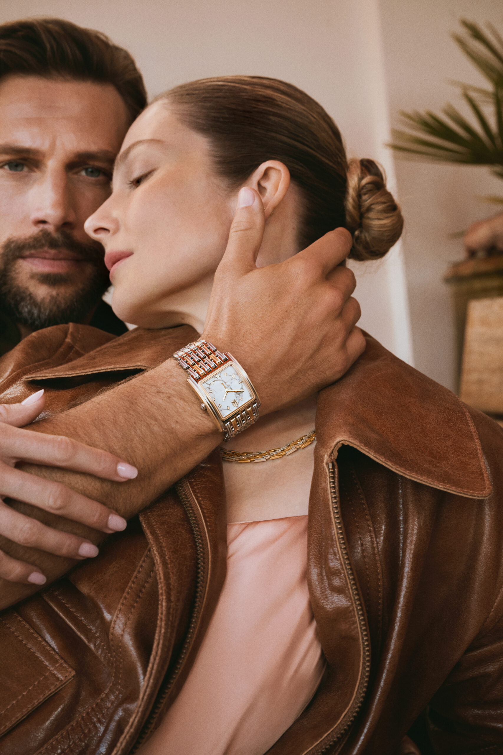 House of Wunder Amplifier Watch – Campaign Image 3