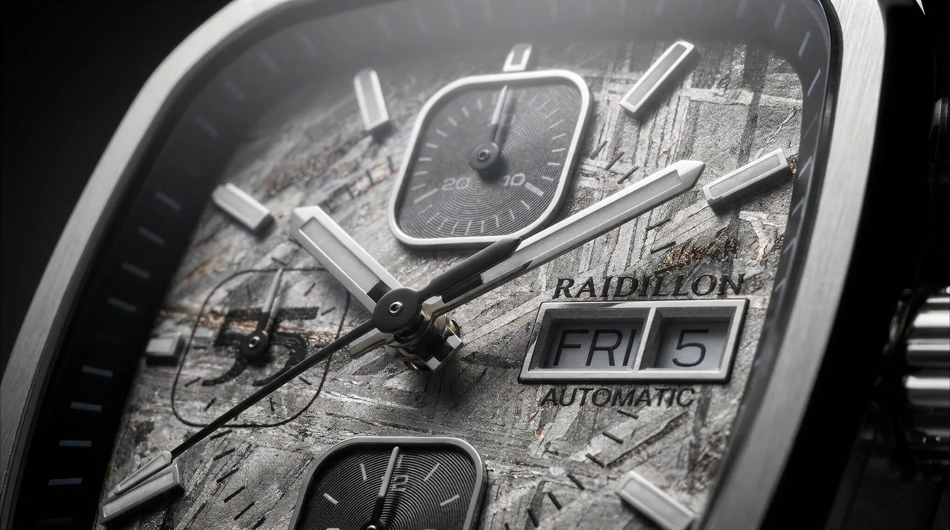 Meteoritzifferblatt und Kalender der Raidillon APEX
