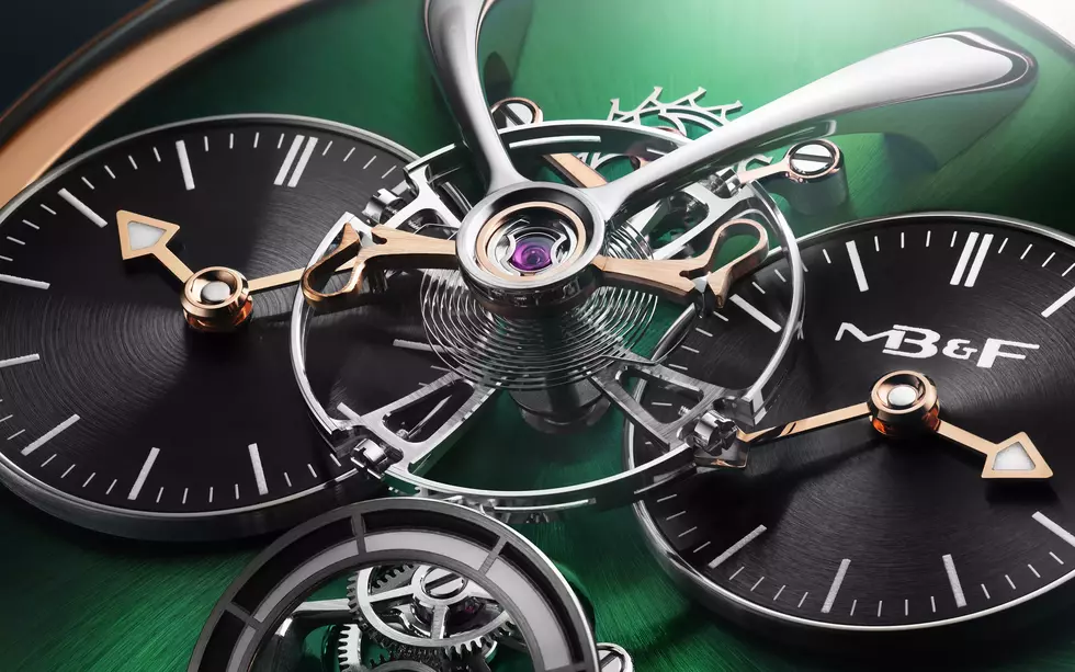 Detailansicht der MB&F LM1 EVO in Roségold